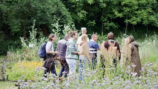 Gruppenfoto vom Kräuter sammeln