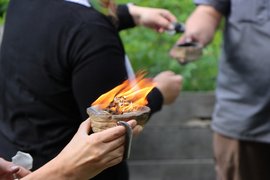 Foto vom Feuer machen in der Eisenzeit