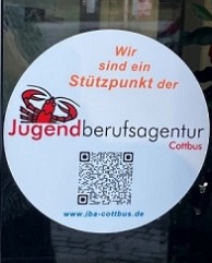 Abbildung des Aufklebers der Jugendberufsagentur Cottbus